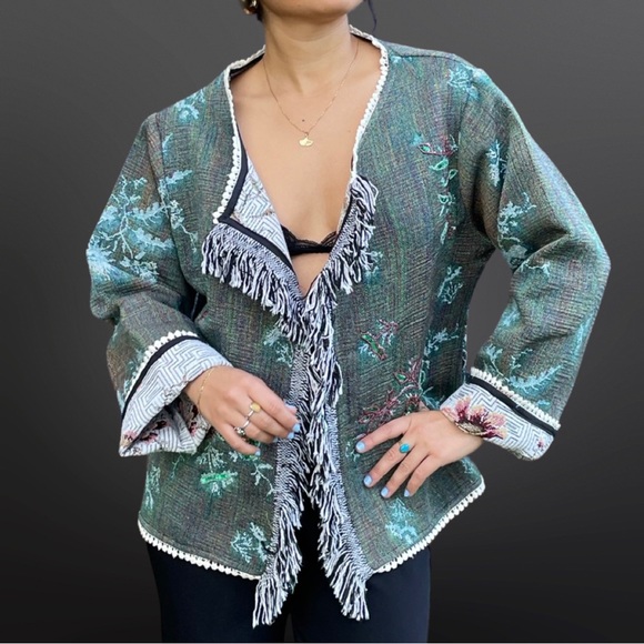 Blanket jacket with sequin appliqués by Signal [H3R] - Picture 4 of 12